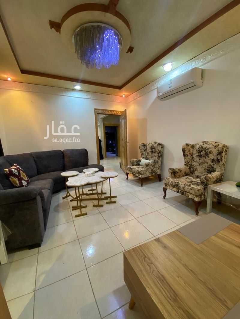 4 bedroom villa in Ishbiliyah, Riyadh 6