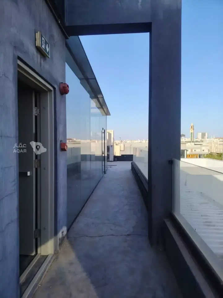 office in Mahzur, Madinah 4