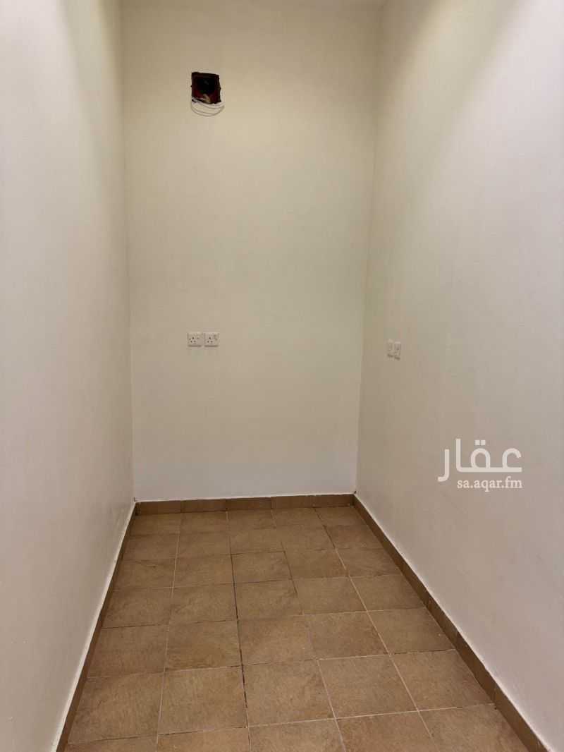 فيلا 4 غرف في العقيق، الرياض 9