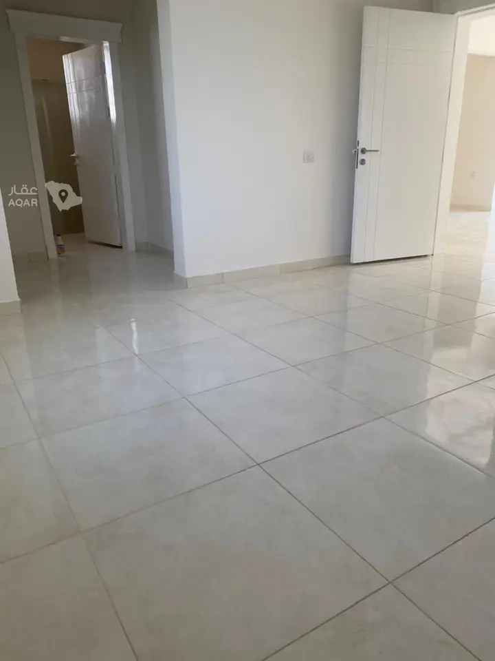 4 bedroom villa in Al Yasmin, Riyadh 16