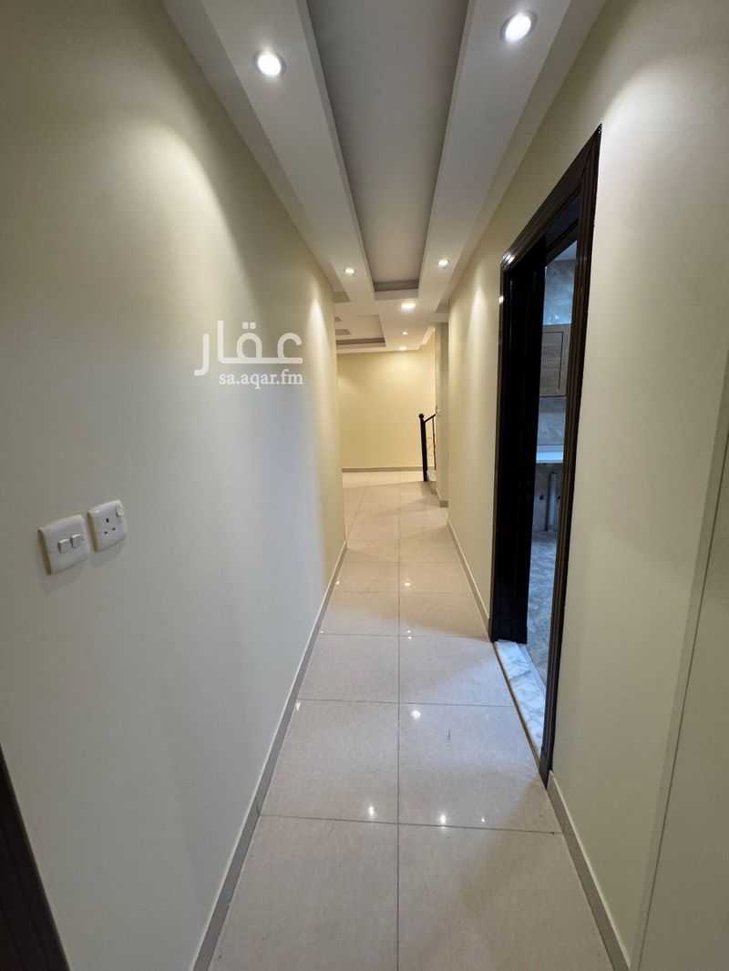 5 bedroom villa in Qurtubah, Riyadh 10