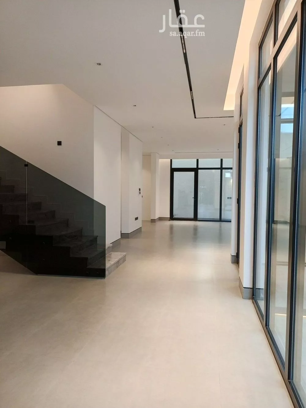 5 bedroom villa in Al Narjis 21