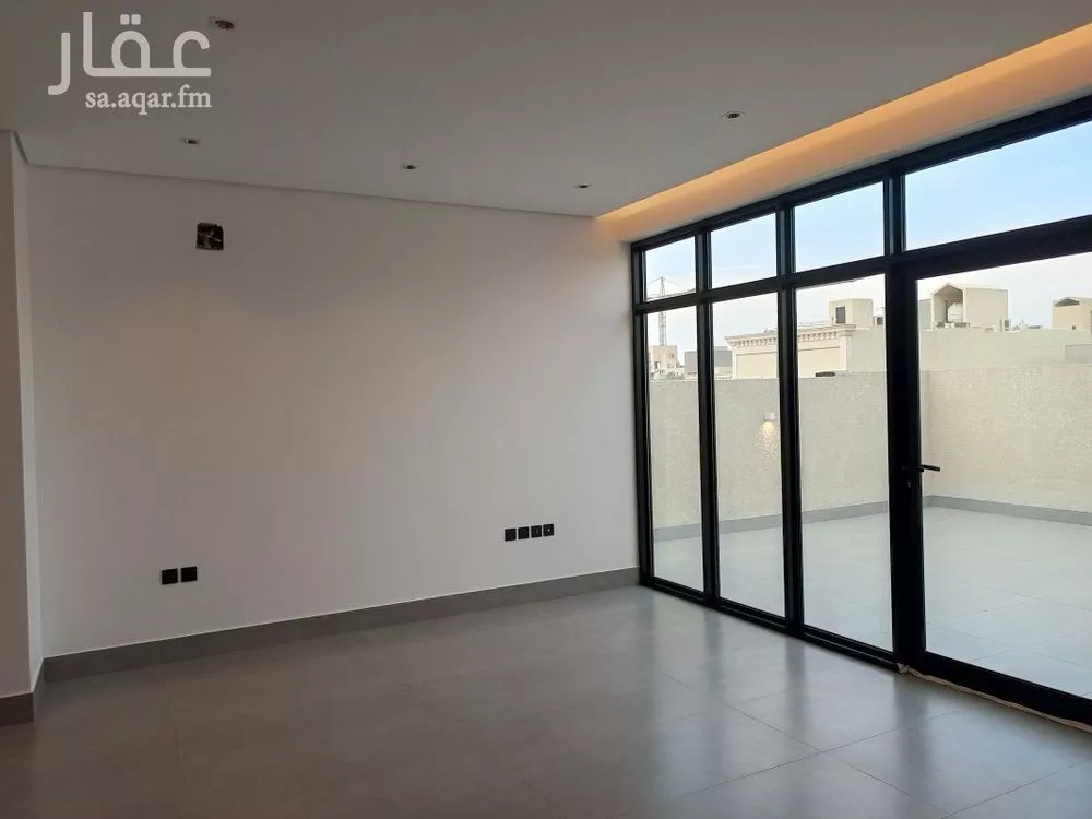 5 bedroom villa in Al Narjis 10