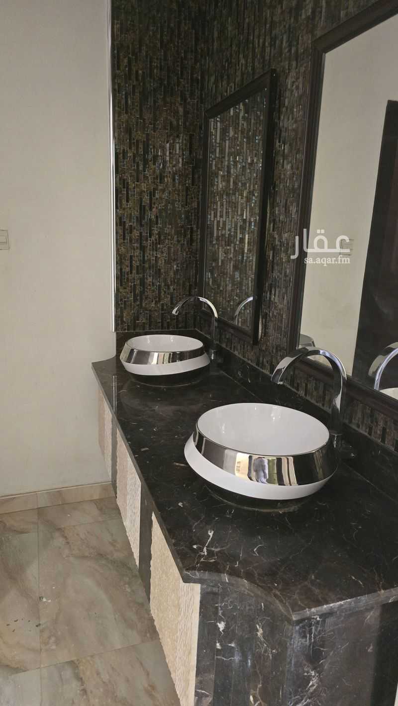4 bedroom villa in Al Wadi, Riyadh 13