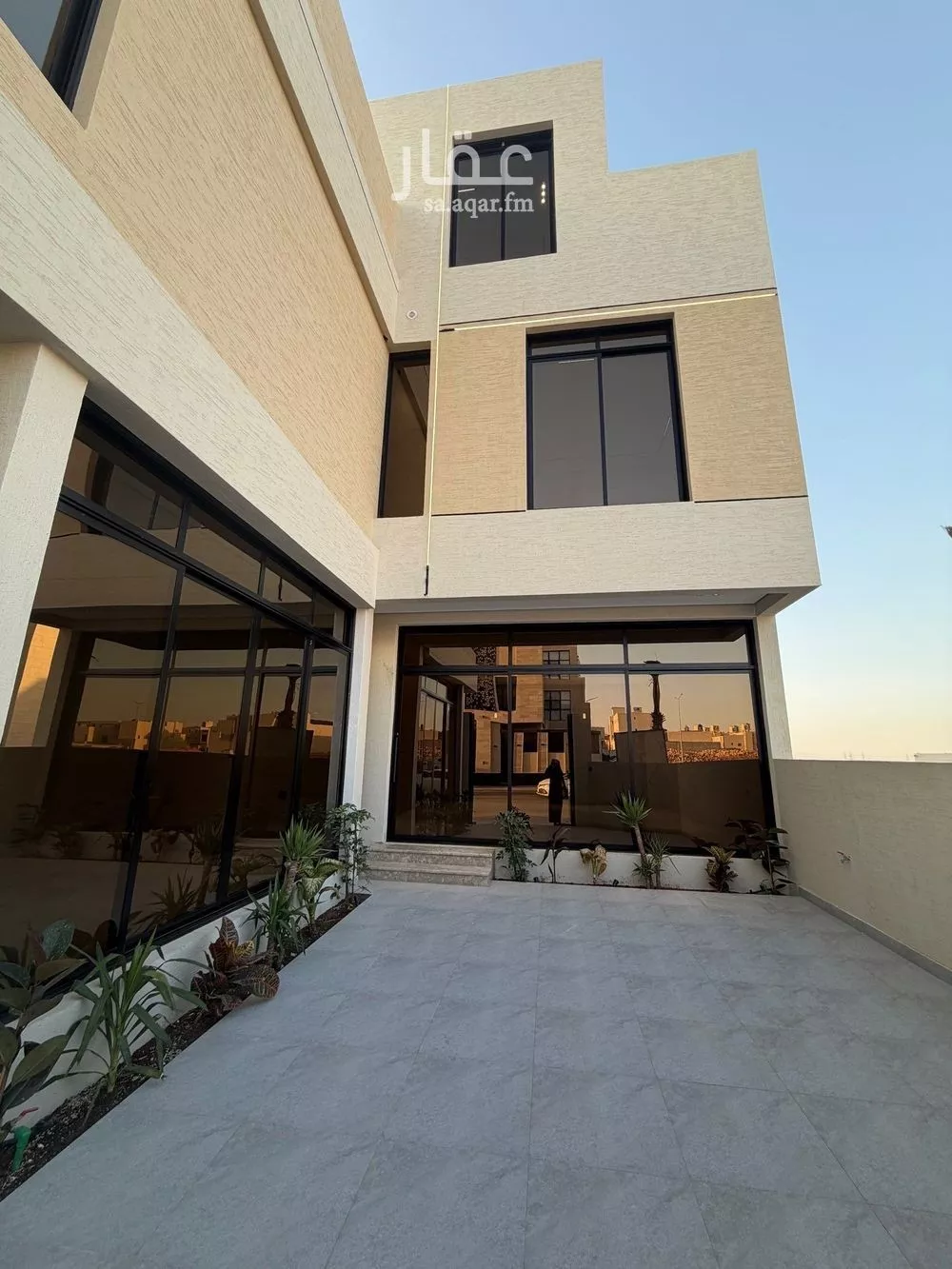 6 bedroom villa in Al Mahdiyyah 3
