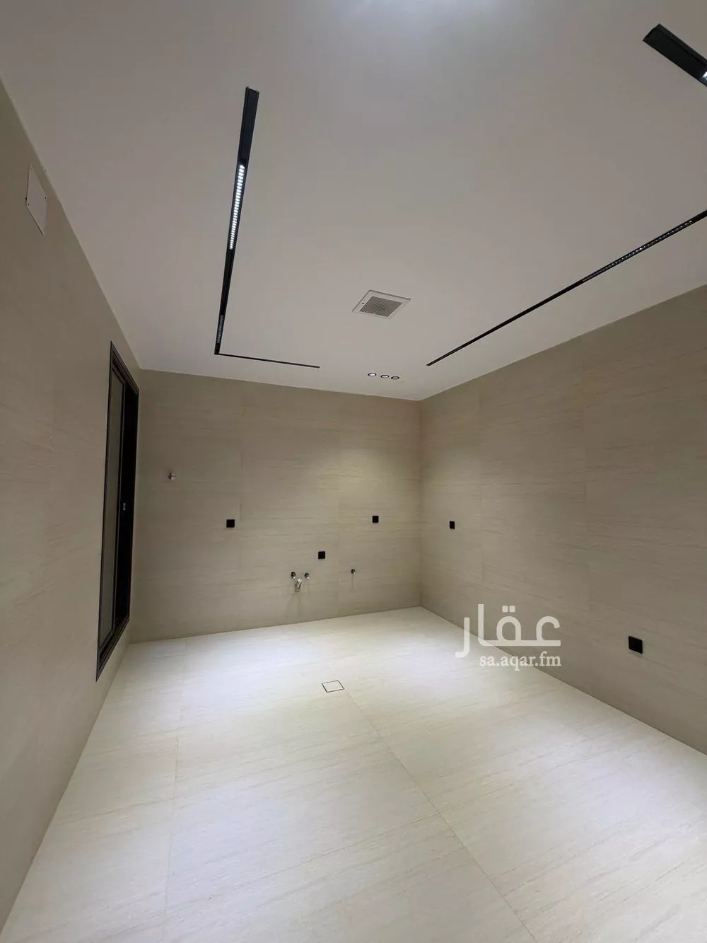 6 bedroom villa in Al Mahdiyyah 5