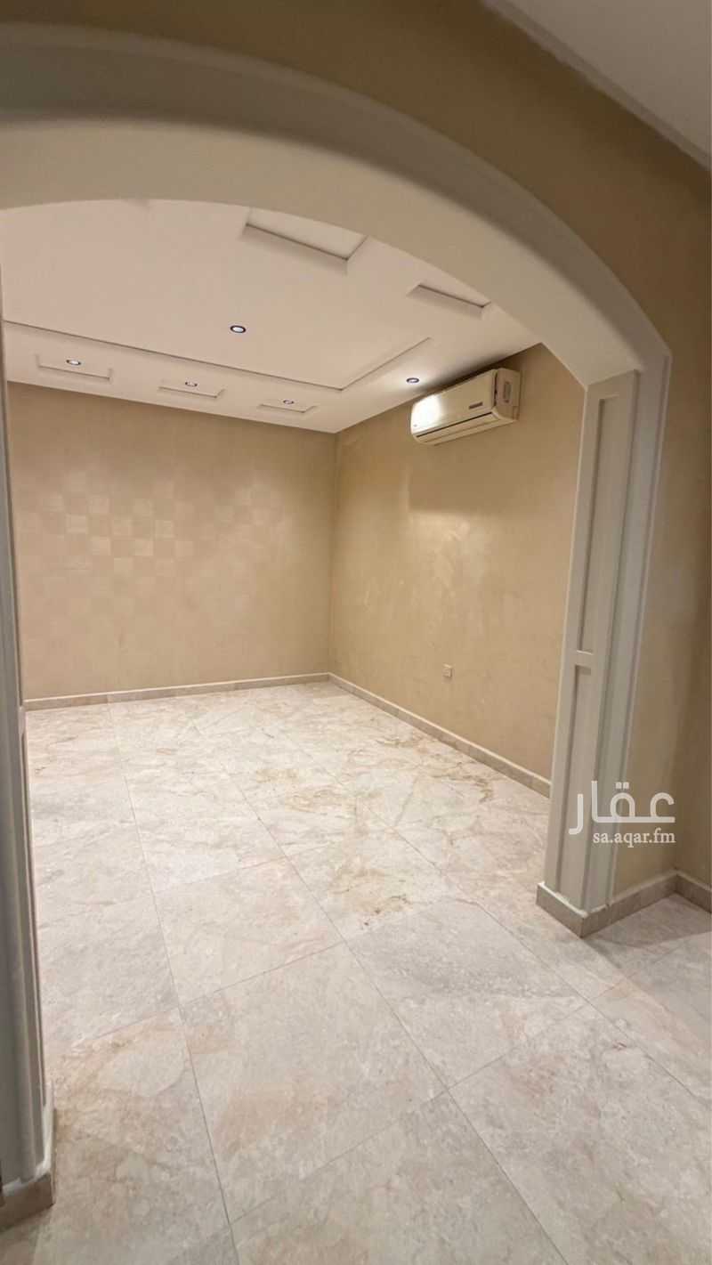 4 bedroom villa in Al Yasmin, Riyadh 6