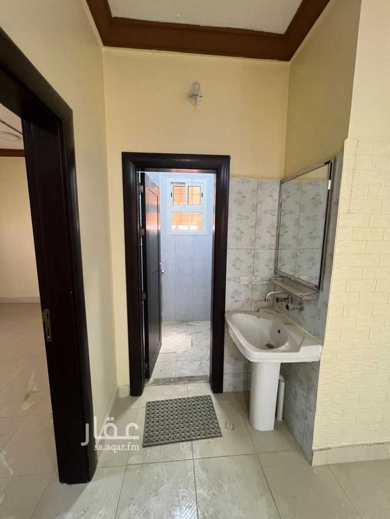 3 bedroom building in Al Rawabi, Riyadh 5