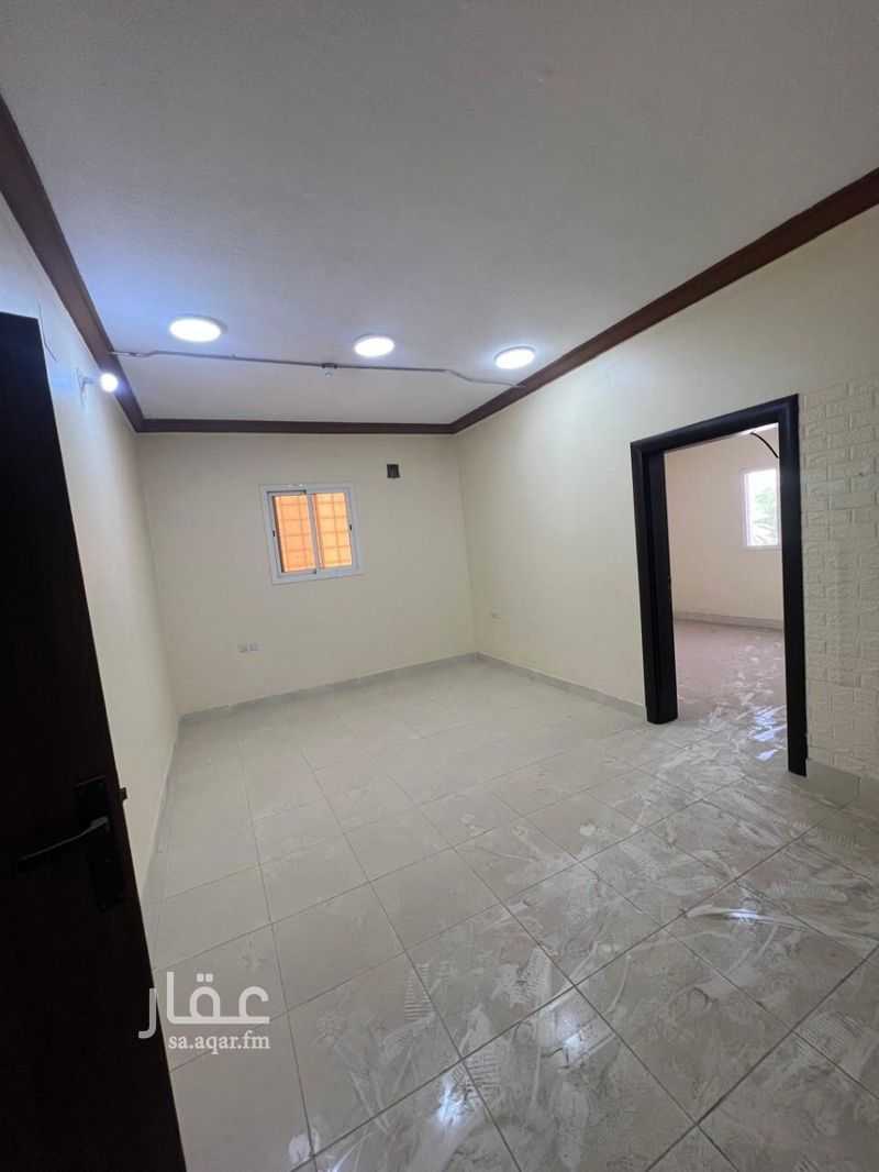 3 bedroom building in Al Rawabi, Riyadh 7