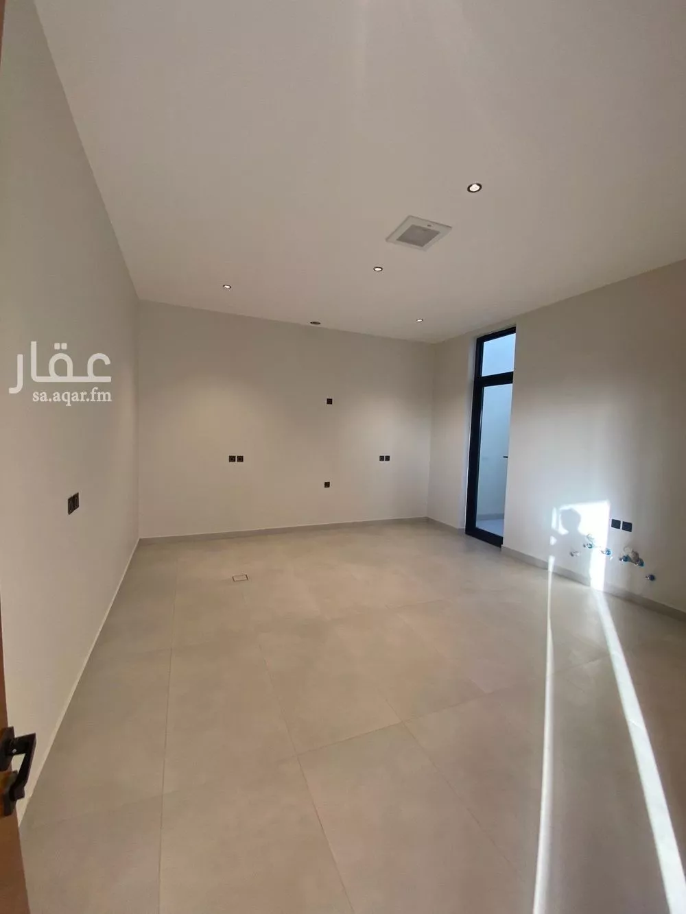 6 bedroom villa in Al Mahdiyyah 2
