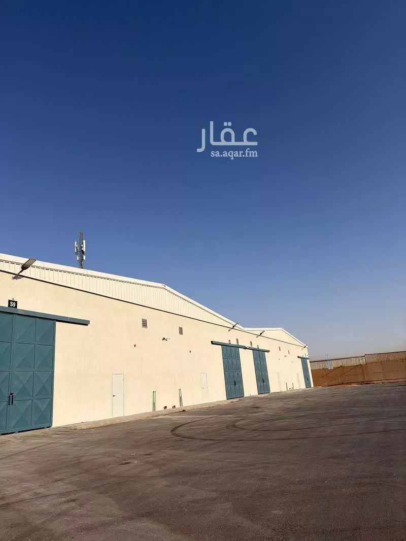 1 bedroom warehouse in Al Jazirah, Riyadh 3