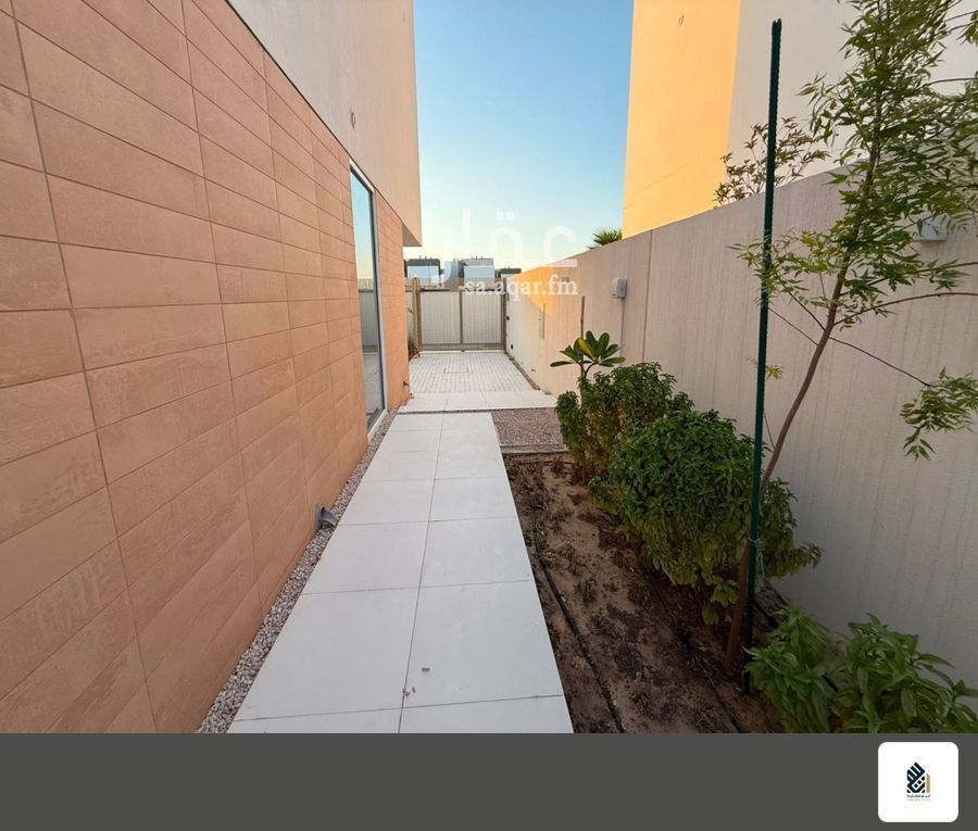 4 bedroom villa in As Sadafah, Eastern Province 19