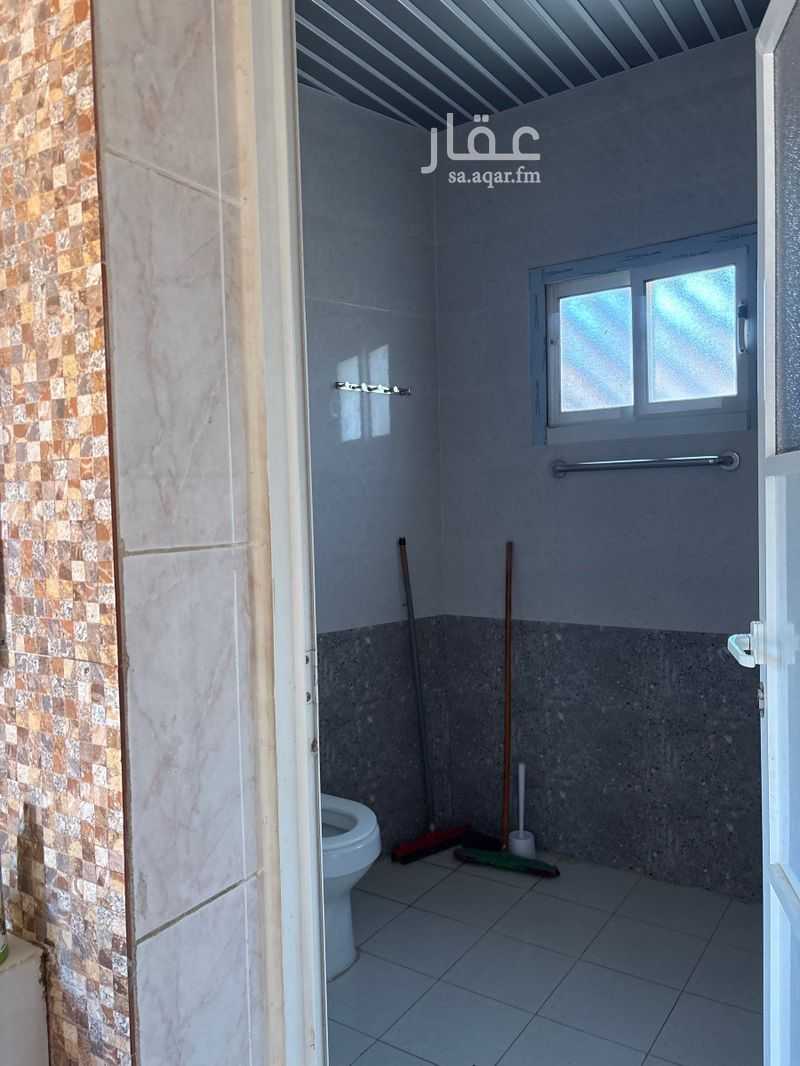 5 bedroom villa in Al Salam, Riyadh 10