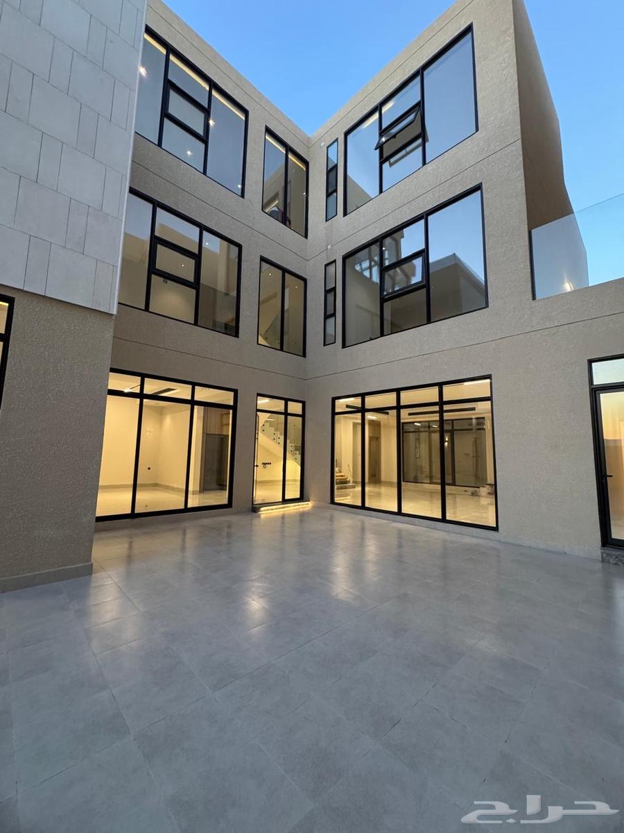 8 bedroom villa in Al Mahdiyyah 6