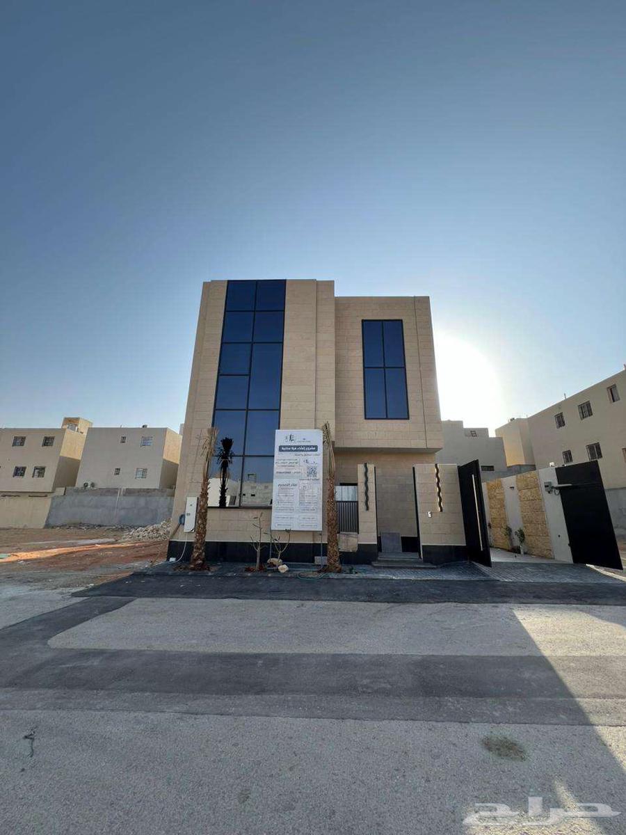 6 bedroom villa in Al Mahdiyyah 2
