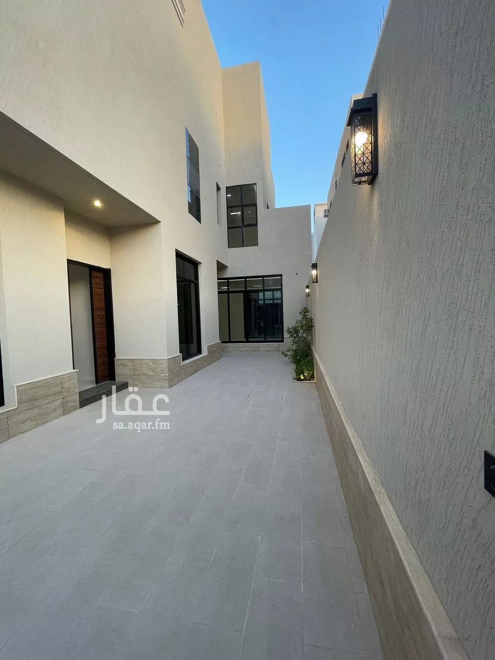 6 bedroom villa in Al Mahdiyyah 2