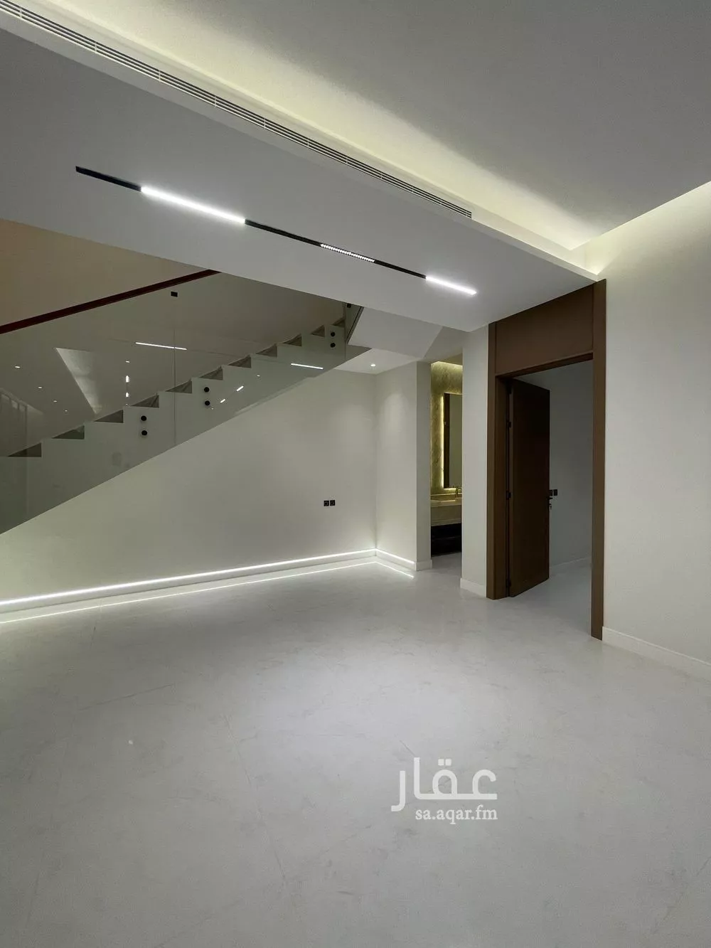 6 bedroom villa in Al Mahdiyyah 9