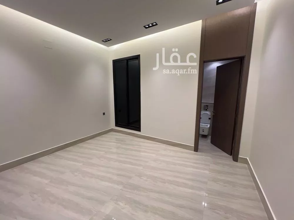 فيلا 5 غرف في الرمال 12