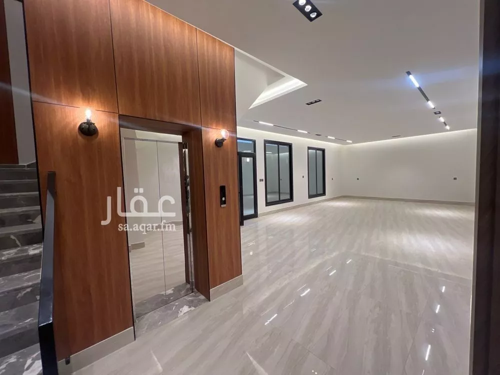 فيلا 5 غرف في الرمال 9