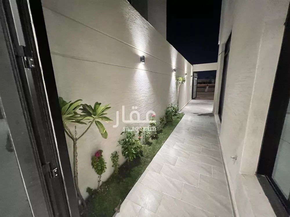 5 bedroom villa in Al Rimal 13