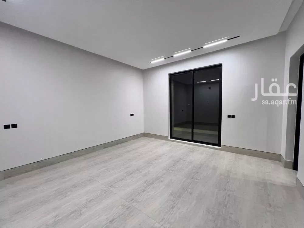 4 bedroom villa in Ash Sharq, Riyadh 15