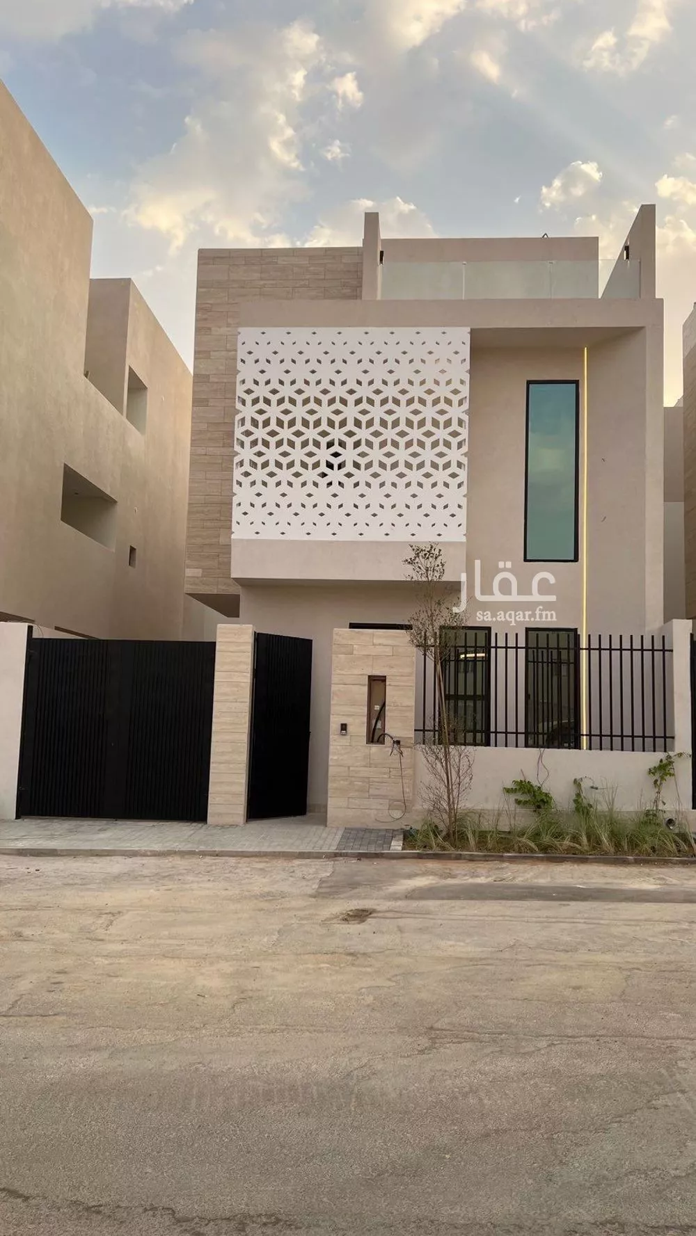 6 bedroom villa in Al Mahdiyyah 2