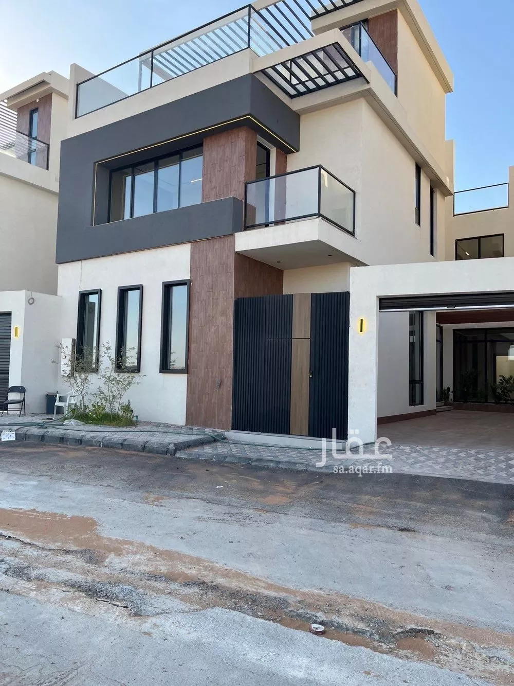 6 bedroom villa in Al Mahdiyyah 3