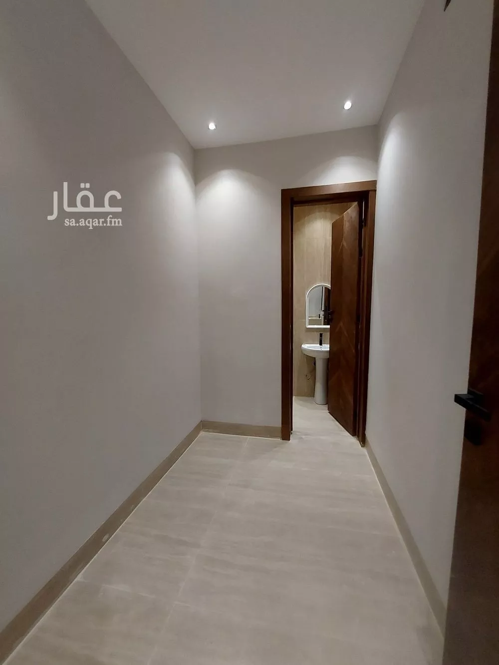 دوبلكس 4 غرف في طويق 7