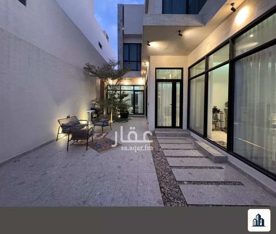 7 bedroom villa in Al Narjis 6