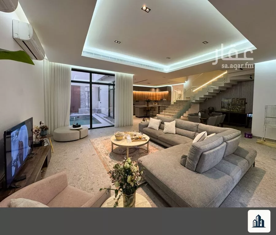 7 bedroom villa in Al Narjis 7