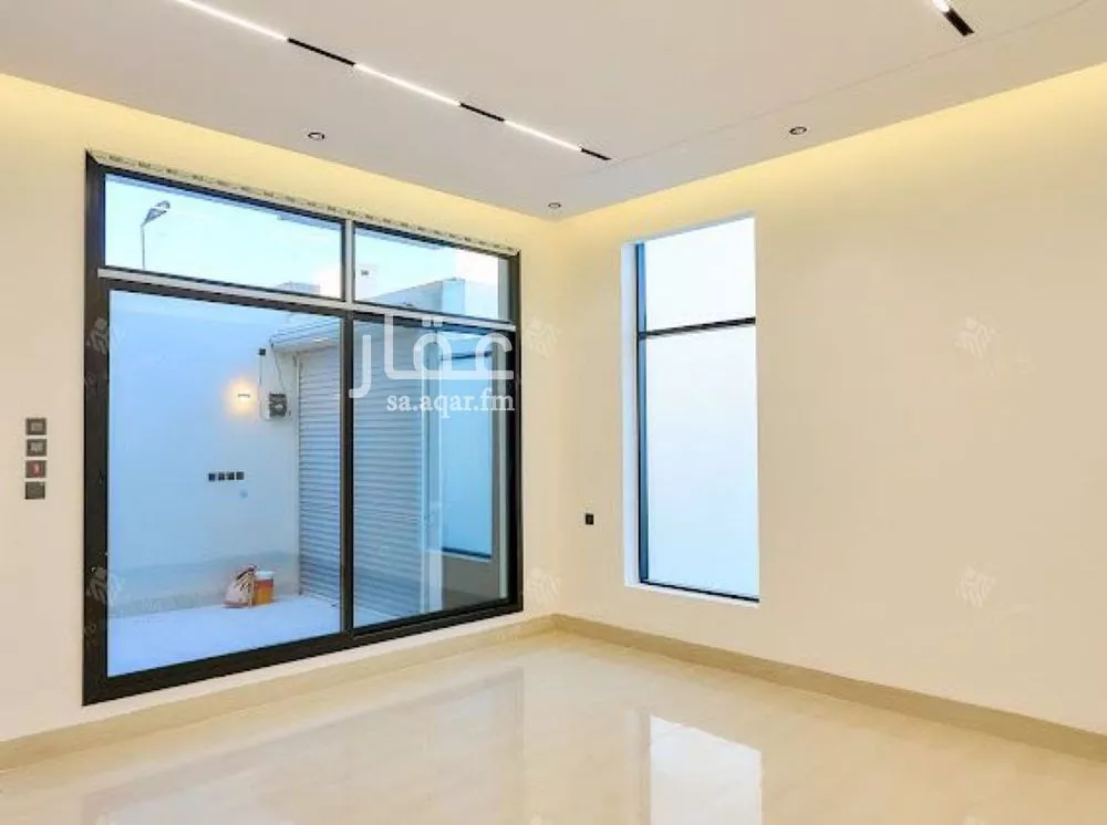 4 bedroom villa in Al Mahdiyyah 10