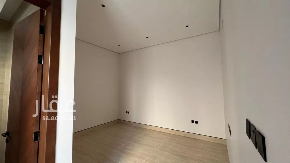 6 bedroom villa in Al Mahdiyyah 14