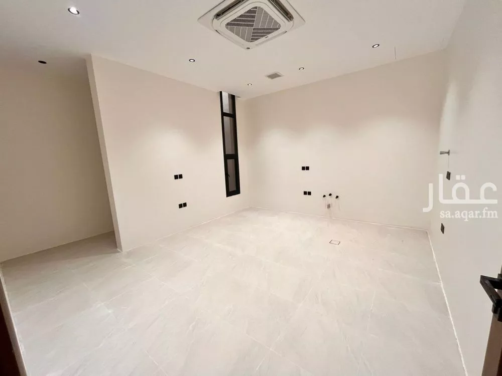 6 bedroom villa in Al Mahdiyyah 11