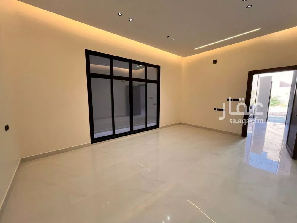 6 bedroom villa in Al Mahdiyyah 16