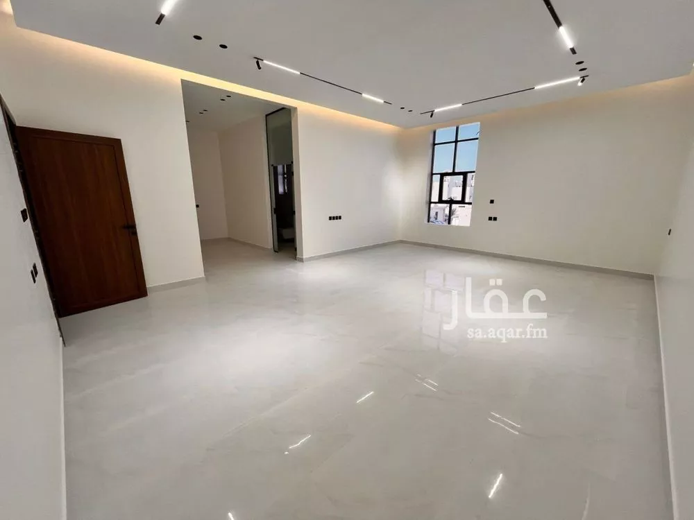 6 bedroom villa in Al Mahdiyyah 19