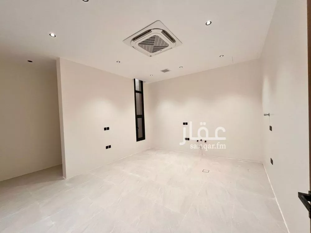6 bedroom villa in Al Mahdiyyah 9
