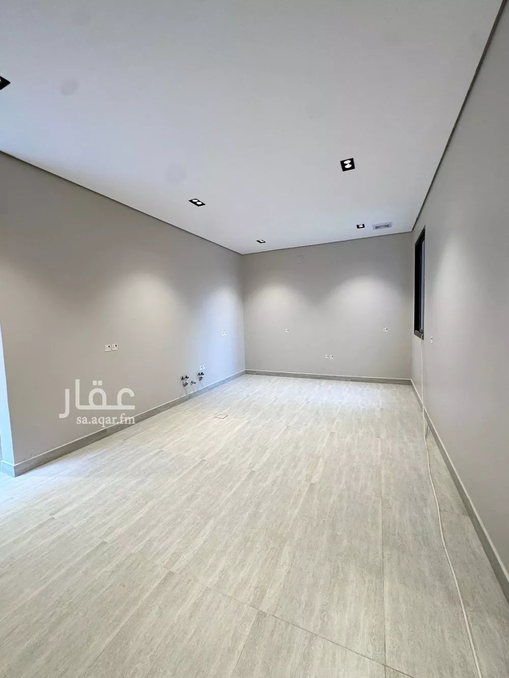 5 bedroom villa in Al Rimal 17