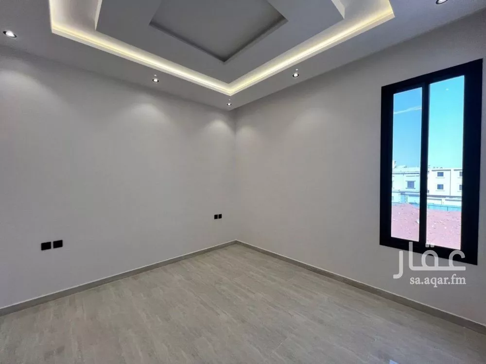 فيلا 5 غرف في الرمال 11
