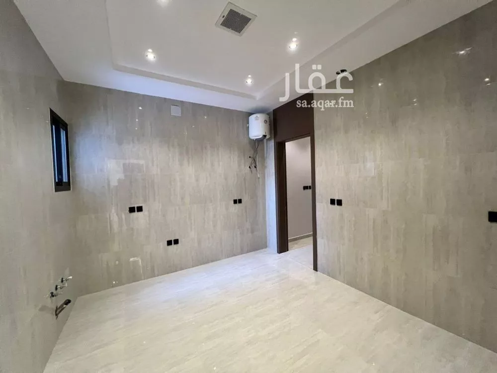 فيلا 5 غرف في الرمال 12