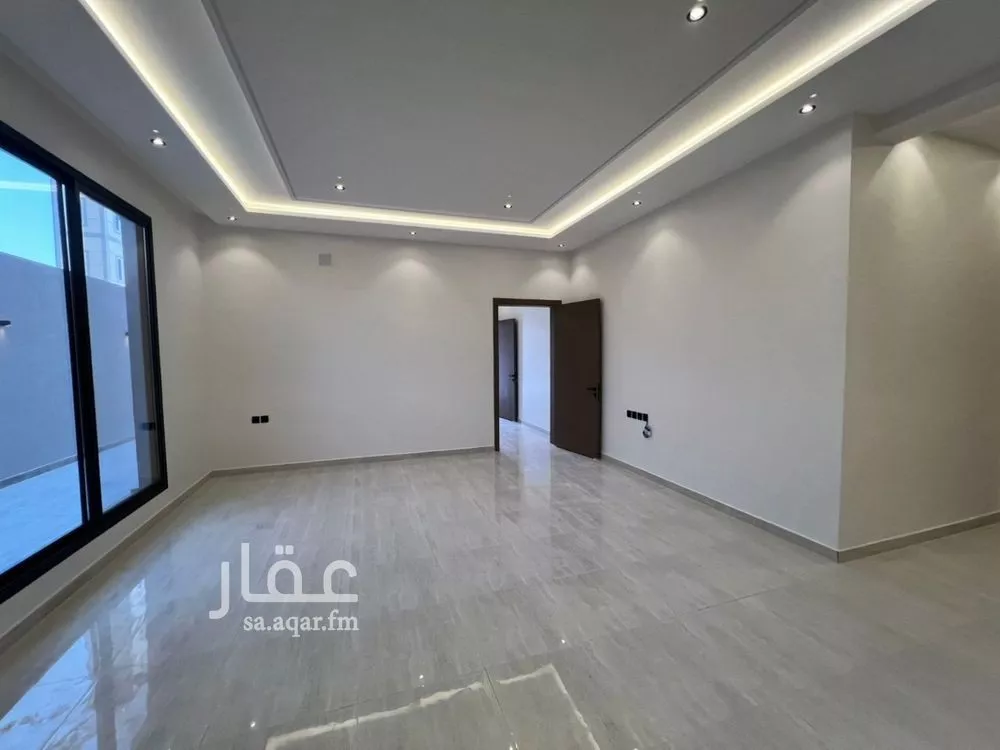 فيلا 5 غرف في الرمال 20