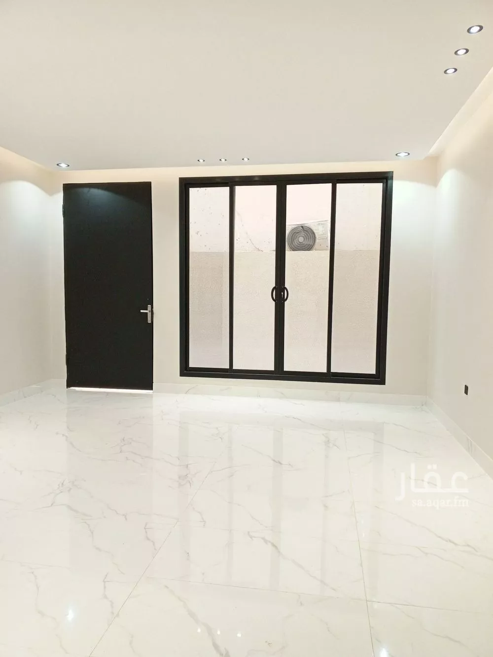 فيلا 6 غرف في الشرق 6
