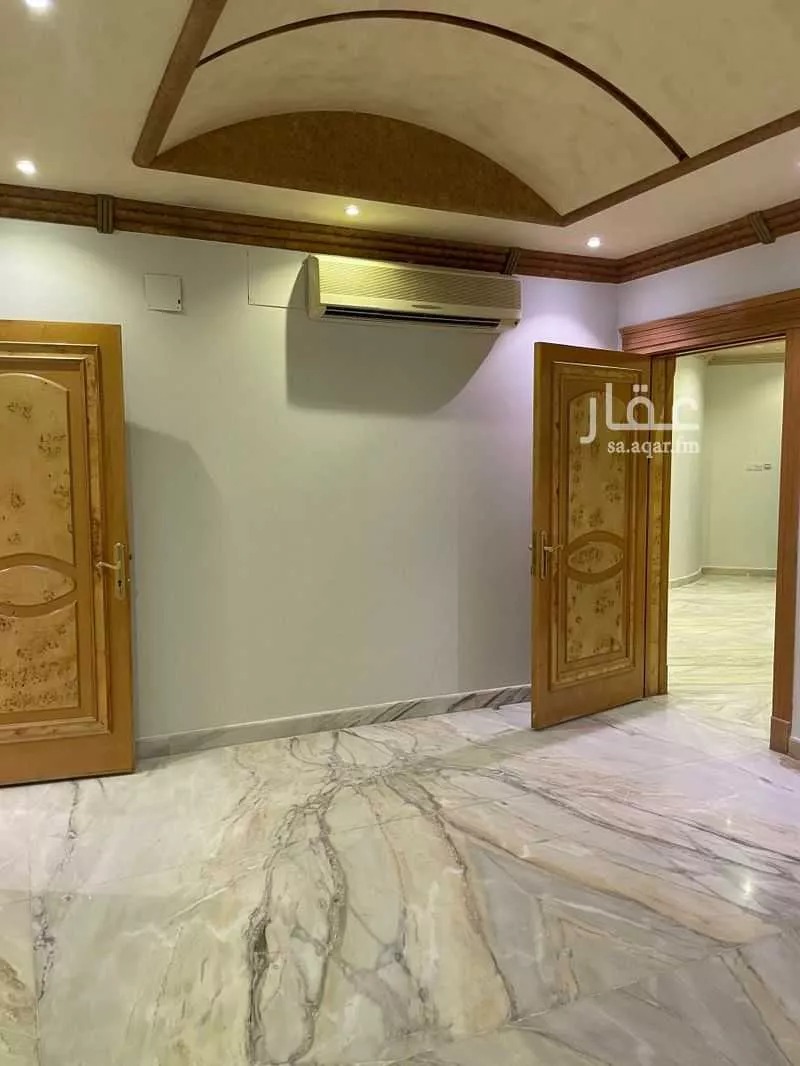فيلا 10 غرف في الربيع 21