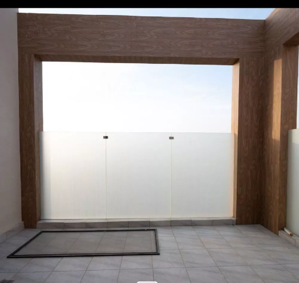 5 bedroom villa in Irqah, Riyadh 6