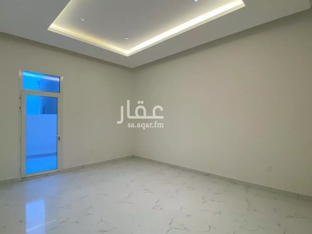 فيلا 6 غرف في المهدية 10