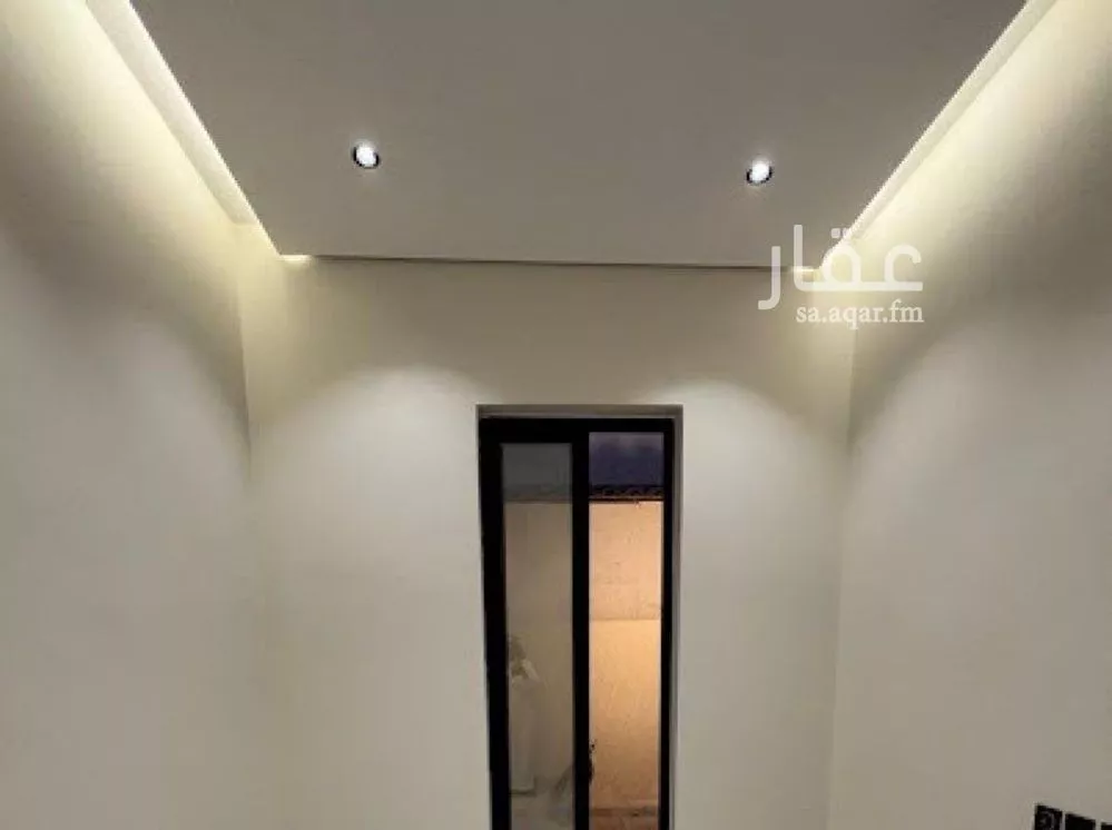 5 bedroom villa in Al Mahdiyyah 25