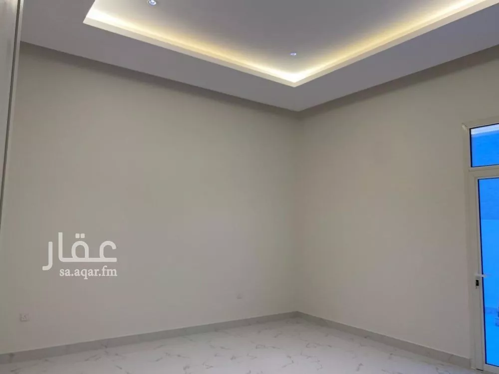 فيلا 6 غرف في المهدية 12