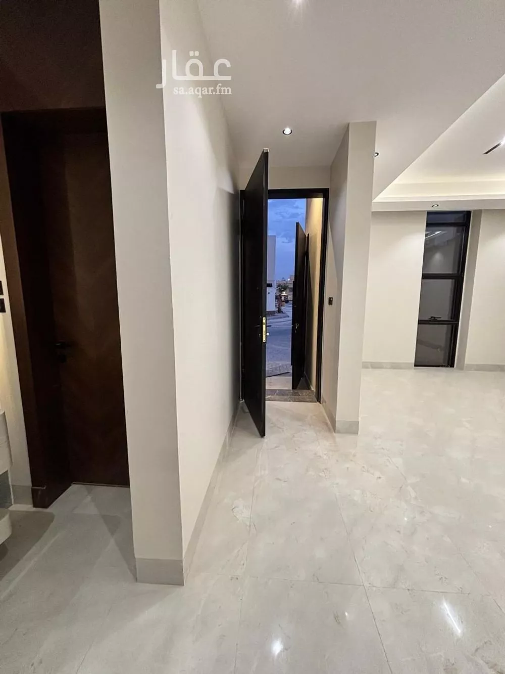 5 bedroom villa in Al Mahdiyyah 9