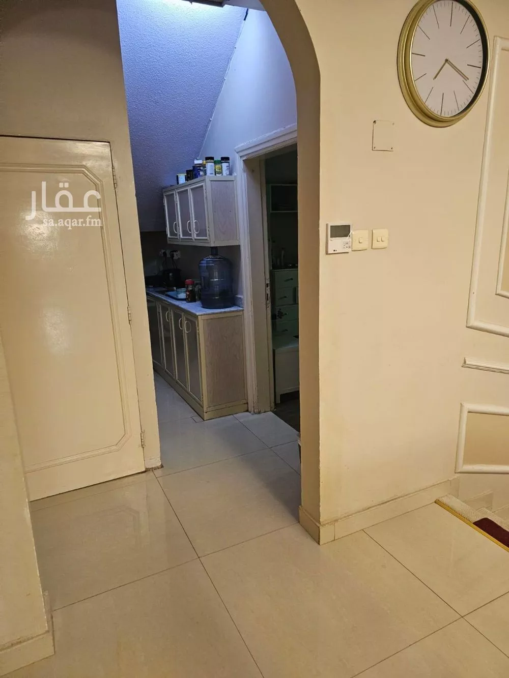 فيلا 5 غرف في الخليج 12