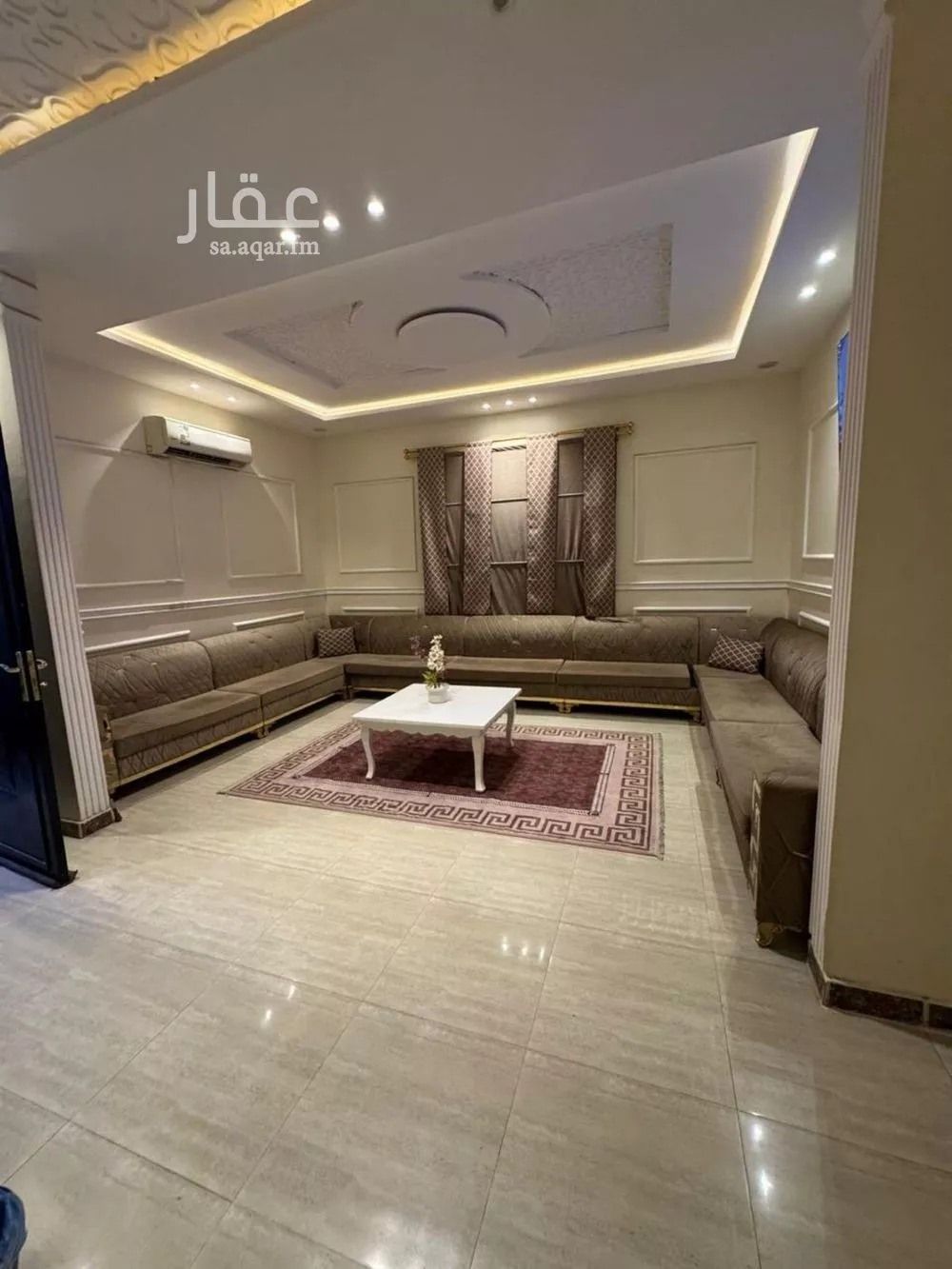 9 bedroom apartment in Al Rimal 2