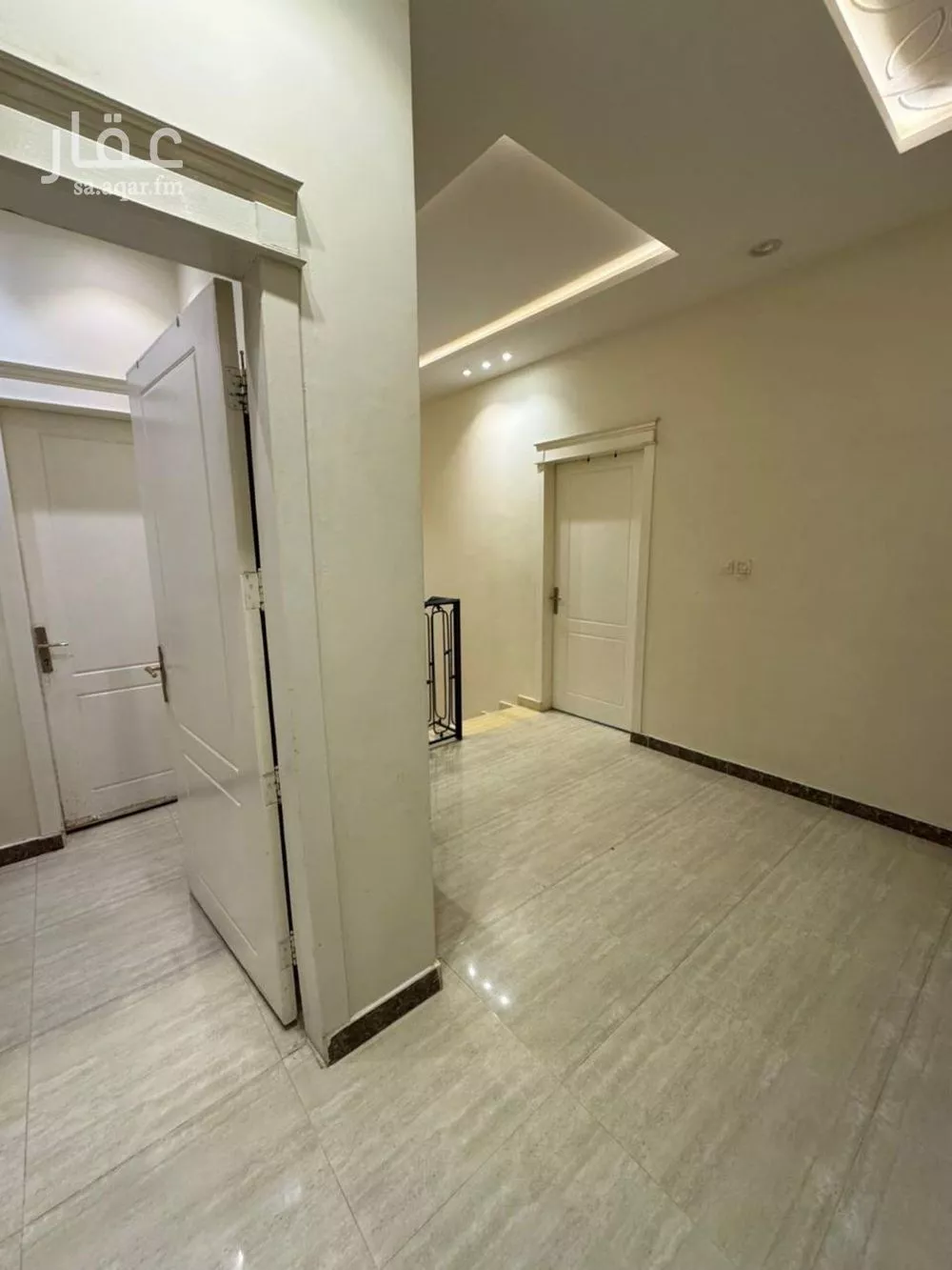 9 bedroom apartment in Al Rimal 8